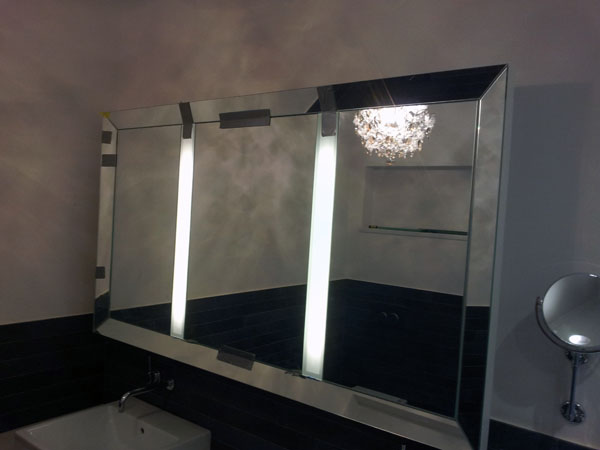 Mirror Bathroom Wall Unit With Lights - Elephant & Castle